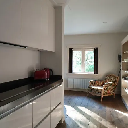 Apartment In Stijl *